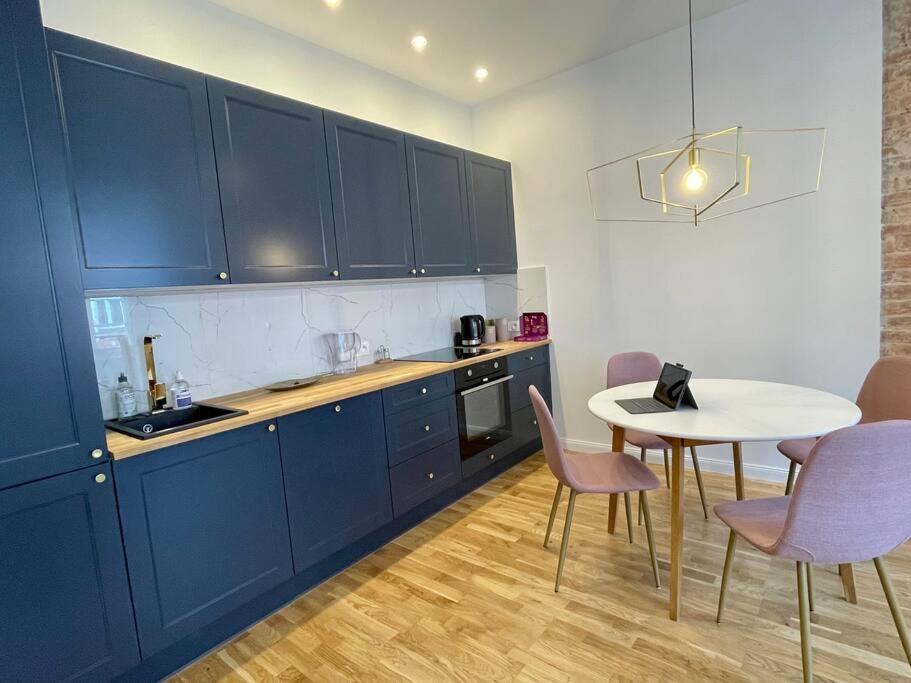 Luxury Apartment In Gliwice Near Town Square Esterno foto